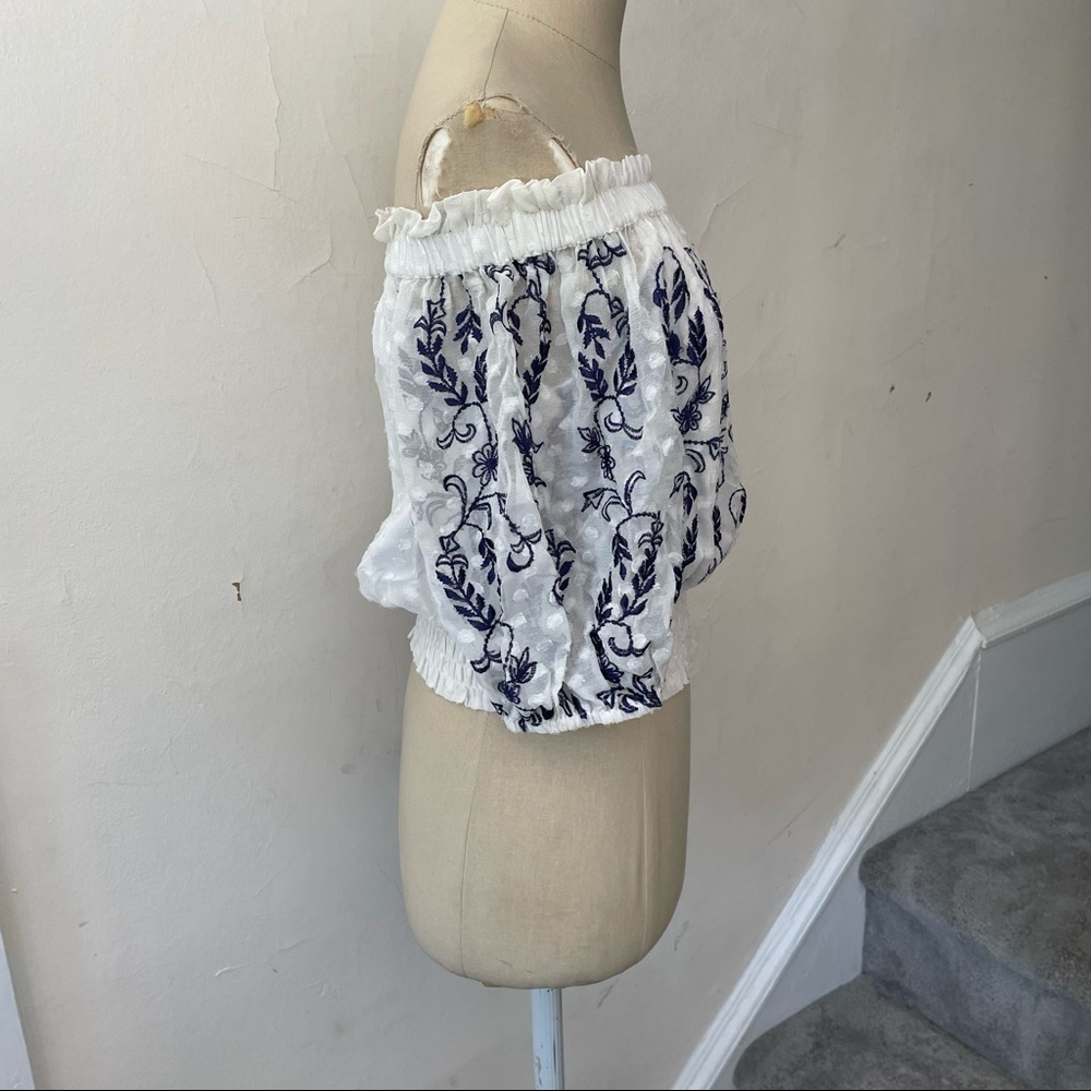 MISA Los Angeles White Ingrid Off-the-Shoulder Blue Floral Embroidered Crop Top - Picture 6 of 10
